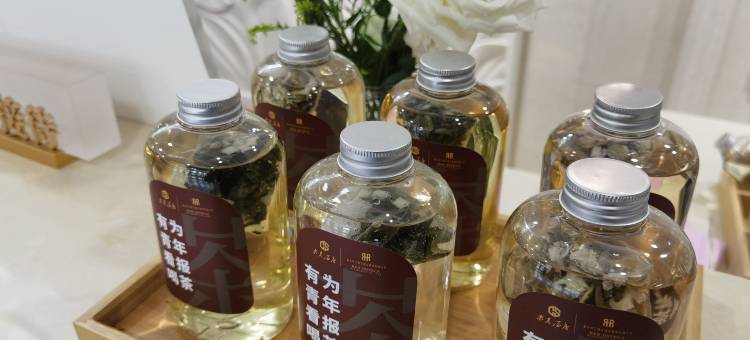 求是酒店(重庆丰都龙河东金科黄金海岸店)图片