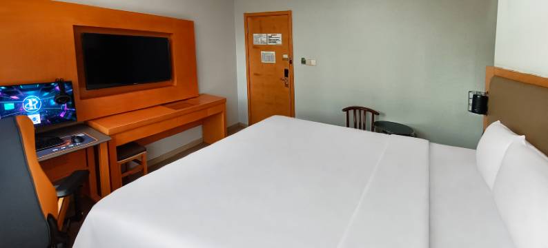 亚信电竞酒店(达濠古城濠江区博物馆店)图片