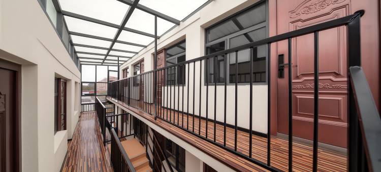 禾悦小住轻奢公寓(万达广场店)图片