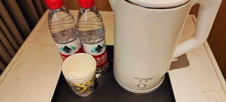 IU酒店(阎良火车站新世纪购物广场店)图片