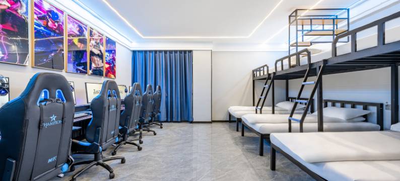 Yu悦电竞酒店(郑州东站店)图片