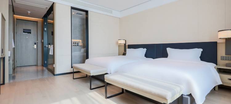 兰兹酒店(南昌艾溪湖东地铁站店)图片