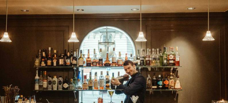 巴黎8区芳堤娜城堡酒店(近乔治五世大道及香榭丽舍大街)(Hôtel Château Frontenac)图片