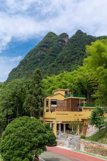 张家界旭竹·伴山美宿(森林公园中门梓木岗门票站店)图片