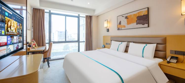 香榭湖岸酒店(凤台尊享店)图片