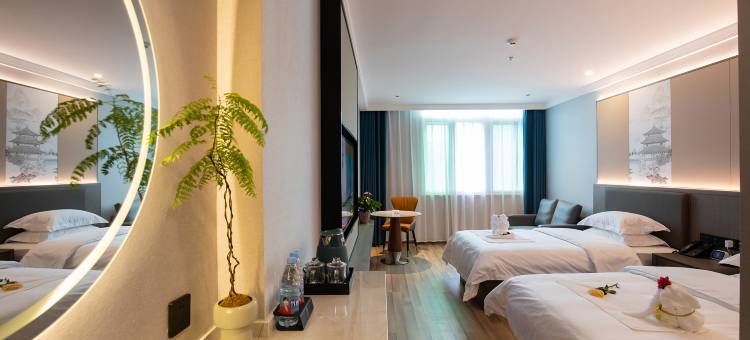 蚌埠龙湖阳光假日酒店图片