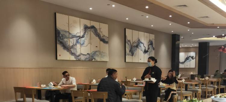 杭州朵尔酒店(华中南路地铁站店)图片