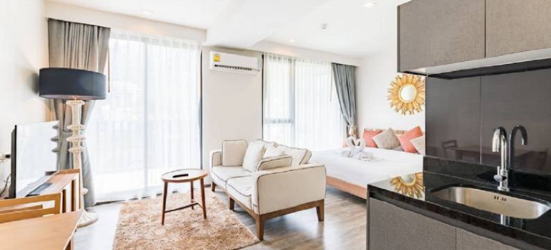 The Deck Patong图片