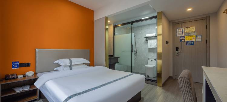 逸宿轻居酒店(临海崇和门店)图片