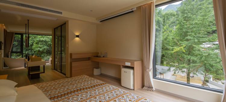 森岛·ALSEN·独岛溯溪美食民宿(安吉龙王山漂流浙北大峡谷店)图片