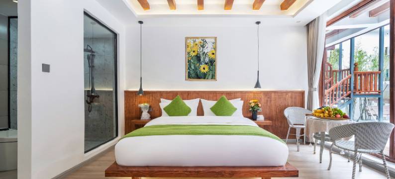 栖岸·Sunshine奢居半山古城全景美宿图片