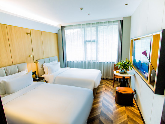 皇圣逸林酒店(涟源汽车站地下商业街店)