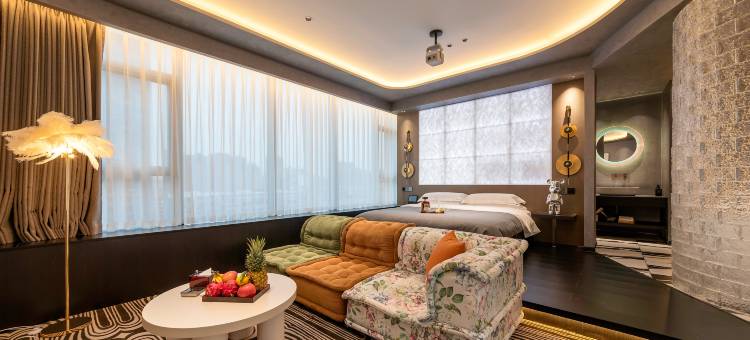 缘宿·SMAX设计师潮牌酒店(太原亲贤北街茂业天地店)图片