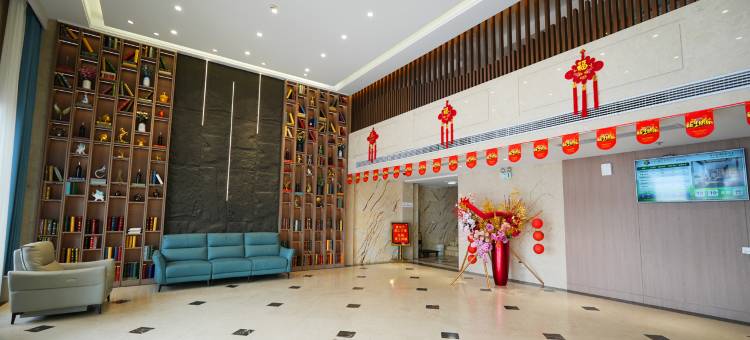 致馨栀子花开酒店(松滋商贸城店)图片