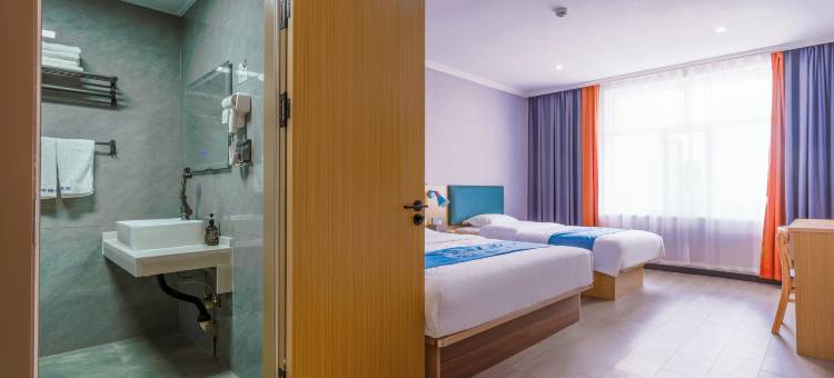 如家华驿精选酒店(额济纳旗胡杨林景区店)图片