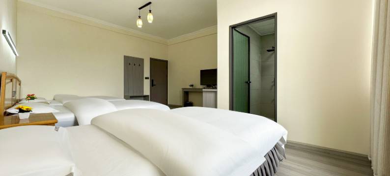 玉龙蓝天酒店(丽江高铁站店)图片