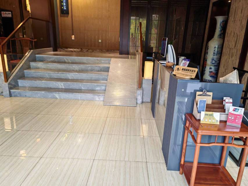 Taihu Xiangting Resort HotelOver view