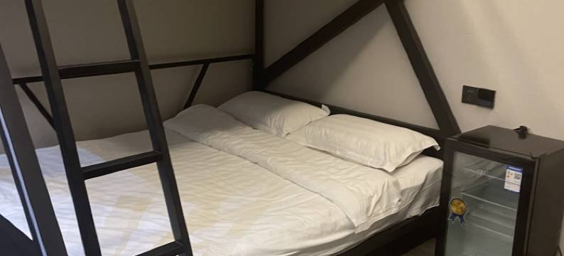 巴中Seven电竞酒店图片