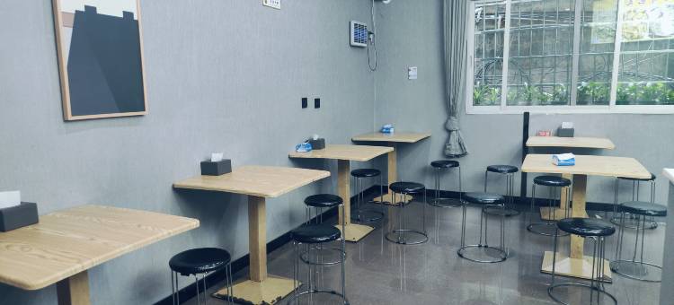 尚客优电竞酒店(全南县人民政府店)图片