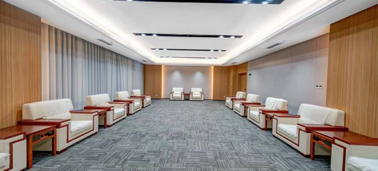 美景国际酒店(青岛红岛国际会展中心康复大学店)图片