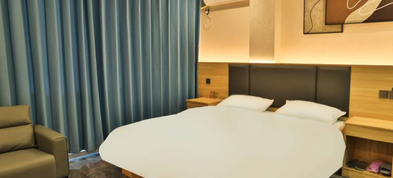 聚满福酒店图片