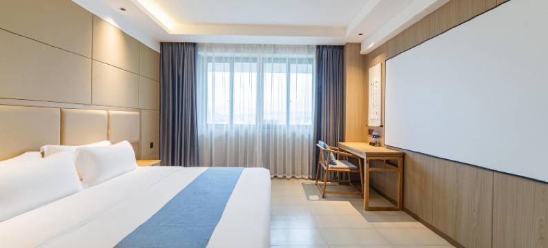 香港艾度假日酒店(重庆梁平重百商场店)图片