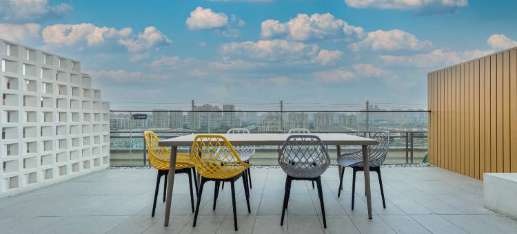 艾特摩高电竞酒店(常州武进万达广场店)图片