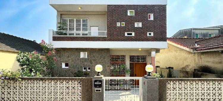 朗香洋房 台南安平法式民宿图片