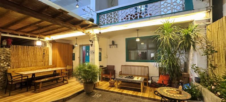 深圳慢城民宿(大鹏所城较场尾海滩店)图片