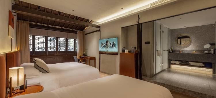 一是了·古韵今风丨Canal Courtyard临河庭院民宿(南浔古镇店)图片