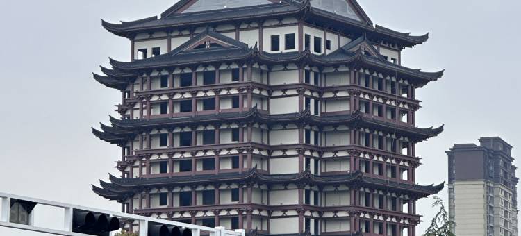 零壹电竞影音酒店(黄冈浠水客运站店)图片