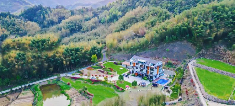 云渡·临安山野度假民宿(风之谷店)图片