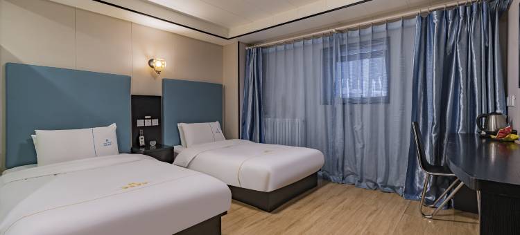 德全酒店(天坛东门地铁站店)图片