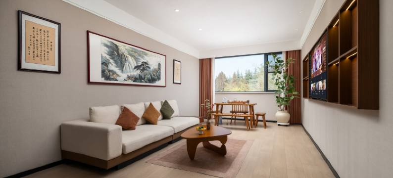 龙门香居•温泉酒店(龙门高铁站店)图片