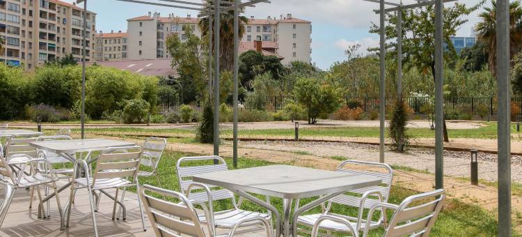 马赛普拉多赛车场民宿酒店(B&B Hotel Marseille Prado Vélodrome)图片