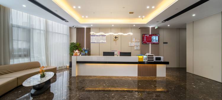 澜庭江畔酒店(景德镇人民广场陶阳里景区店)图片