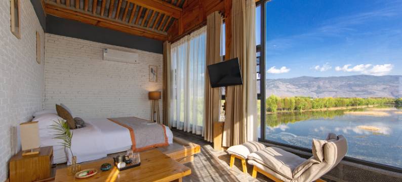 洱源静墨碧湖酒店图片