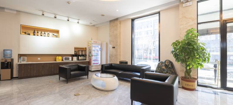 泰山●雲之上        AboveTheClouds 设计师酒店(泰安天外村店)图片