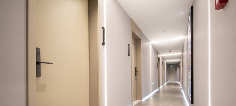 网鱼电竞酒店(武汉市江汉路步行街大智路地铁站店)图片