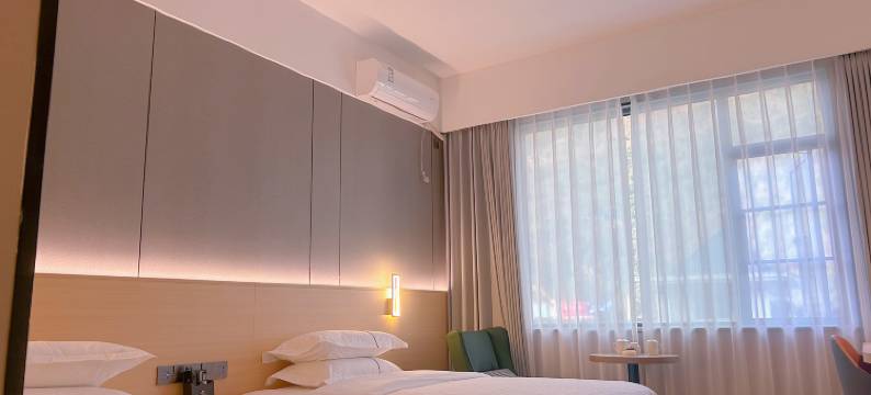 泸水晟世红邦大酒店图片