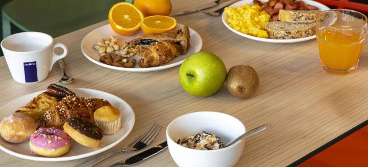 民宿酒店科摩巴拉德洛(B&B HOTEL Como Baradello)图片