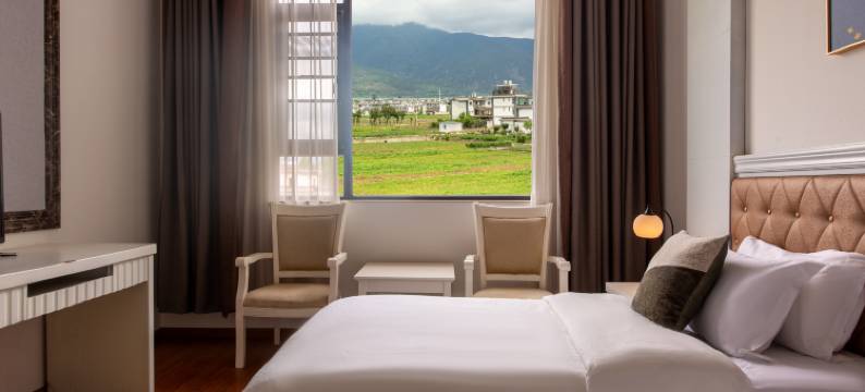 白密湾·BaiM.patio丨半朵云丨洱海漫渡.清氧美居(大理洱海店)图片