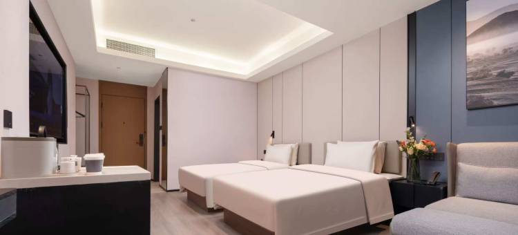 喀什大学新泉校区亚朵X酒店图片