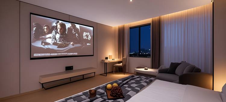 乐宿·橙子影院酒店(滕王阁八一馆地铁站店)图片