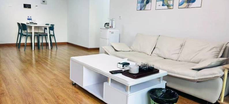 享家公寓(宝龙广场店)图片