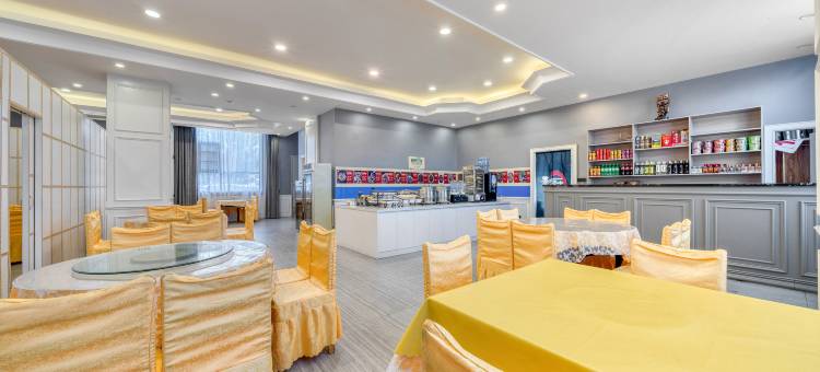 兰欧酒店(稻城滨河路店)图片