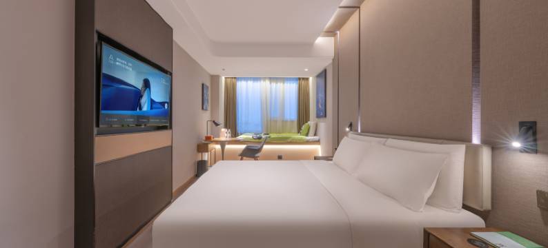 青岛CBD杭州路亚朵酒店图片