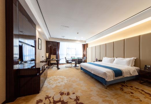 尊众酒店（清远顺盈时代广场店）外景图