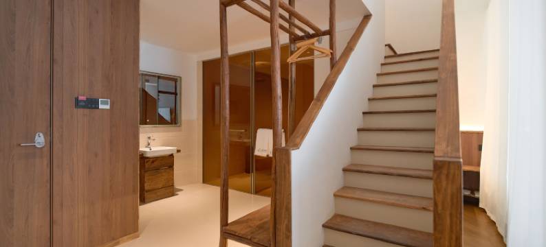 中卫可可花园•Vacilando设计师度假湖景酒店(沙坡头区店)图片