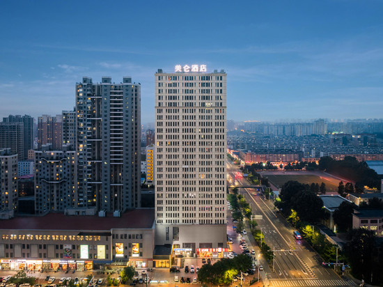 唐山火车站美仑酒店